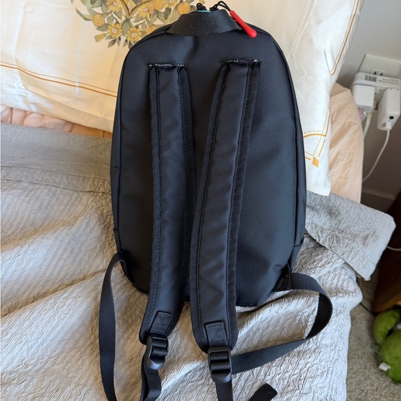 Sherpani Vespa Mini Backpack - Picture 3 of 6